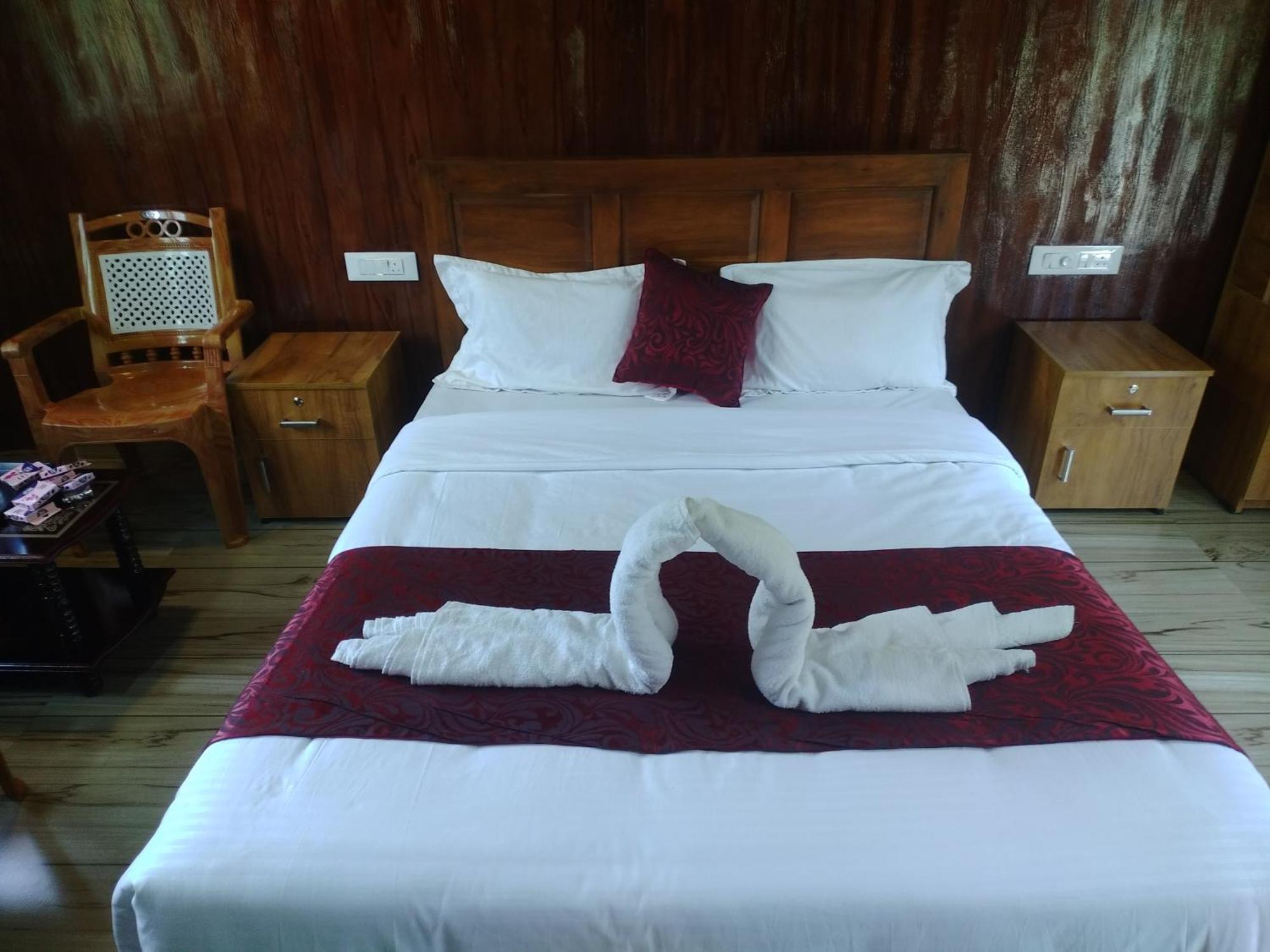 Don'S River Valley Jungle Resort Maraiyūr Exteriér fotografie